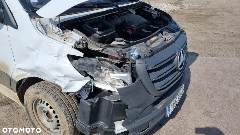 Mercedes-Benz Sprinter - 19