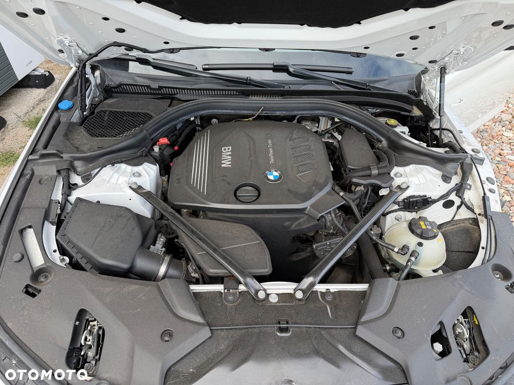BMW Seria 5 520d Sport Line - 20