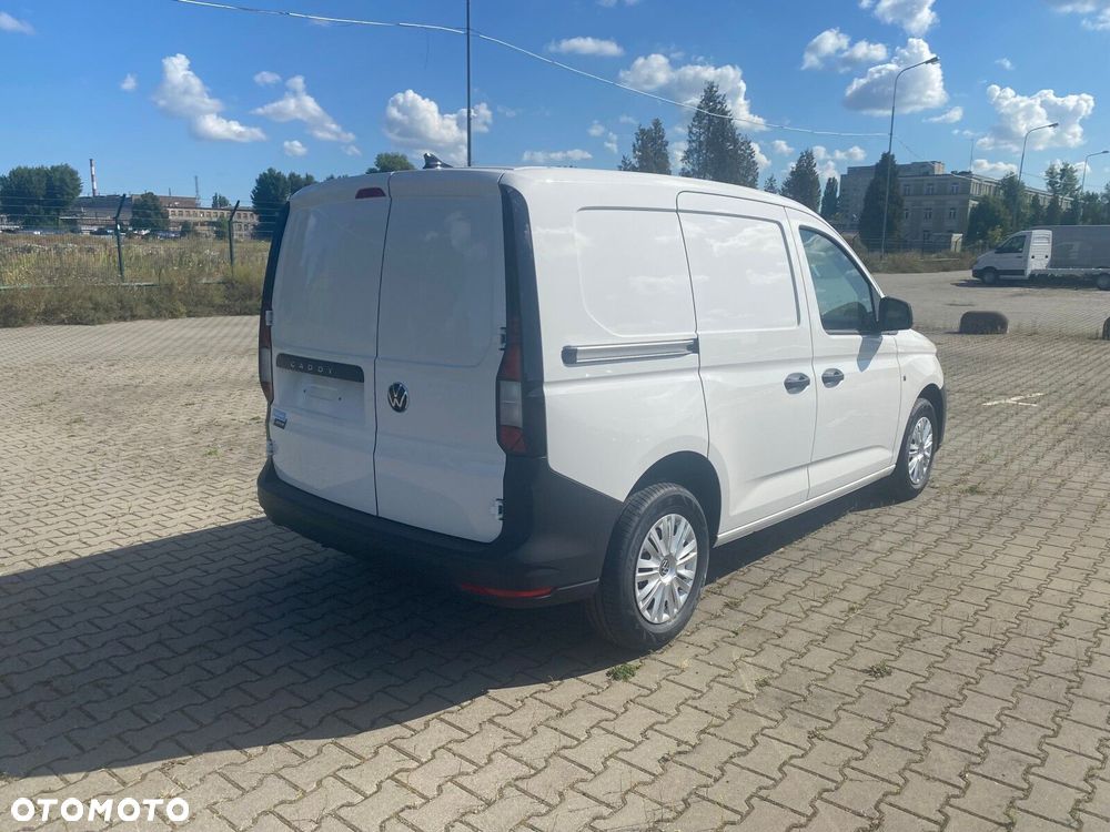 Volkswagen Caddy Caddy  silnik: 2,0 l TDI EU6 SCR  75 kW skrzynia biegów: manualna 6 -biegowa rozstaw osi: 2755 mm - 4