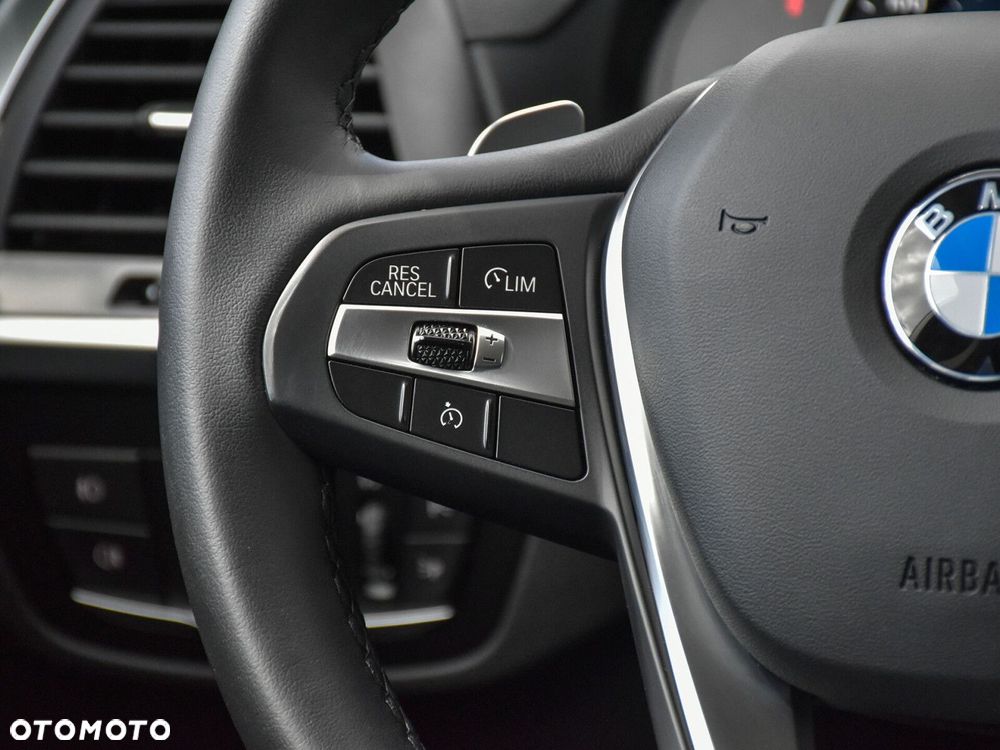 BMW X4 xDrive20d xLine sport - 35