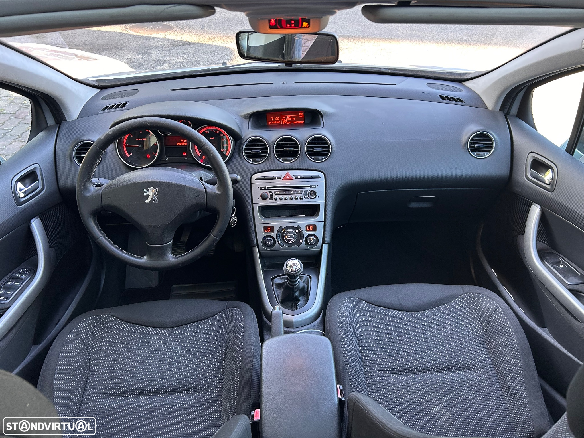 Peugeot 308 SW 1.6 HDi Premium CVM6 - 10
