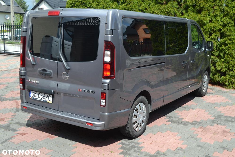 Opel Vivaro L2H1 2,9t Elegance Premium - 3