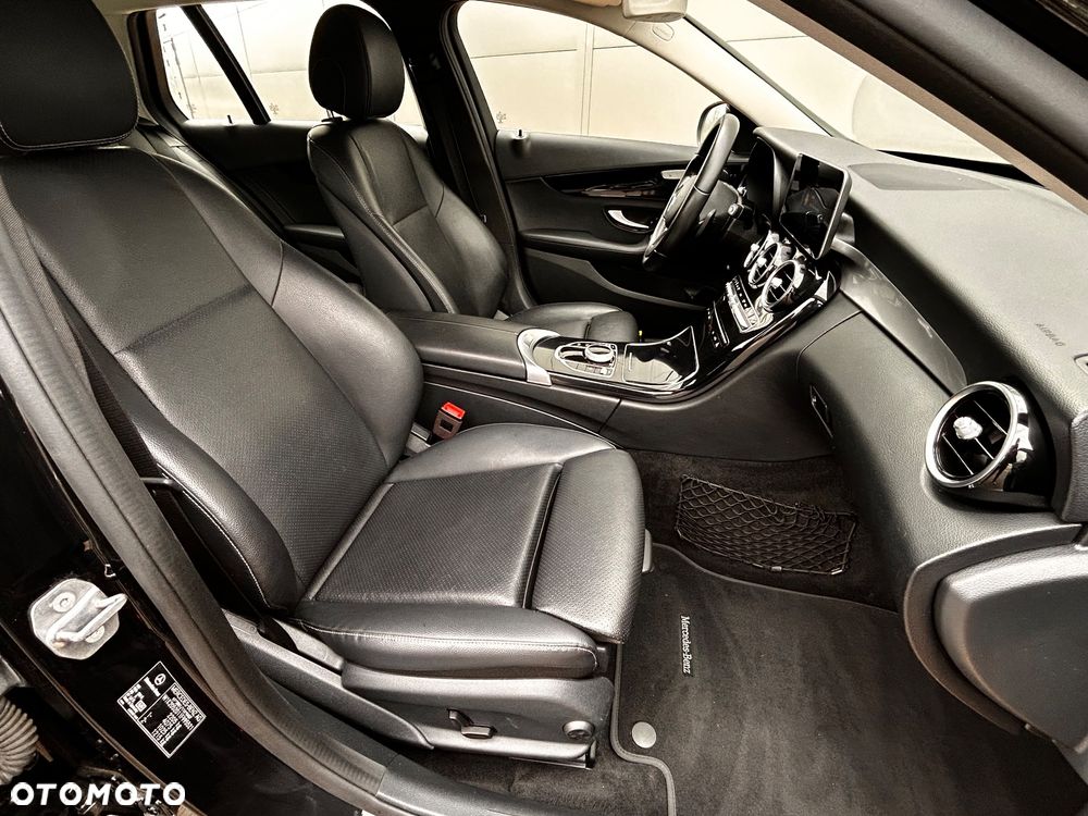 Mercedes-Benz Klasa C 200 d T 9G-TRONIC Exclusive - 26