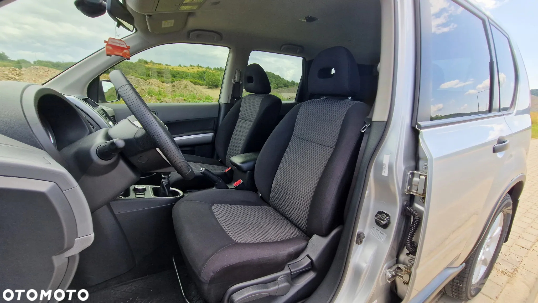 Nissan X-Trail 2.0 dCi 4x4 DPF SE - 8