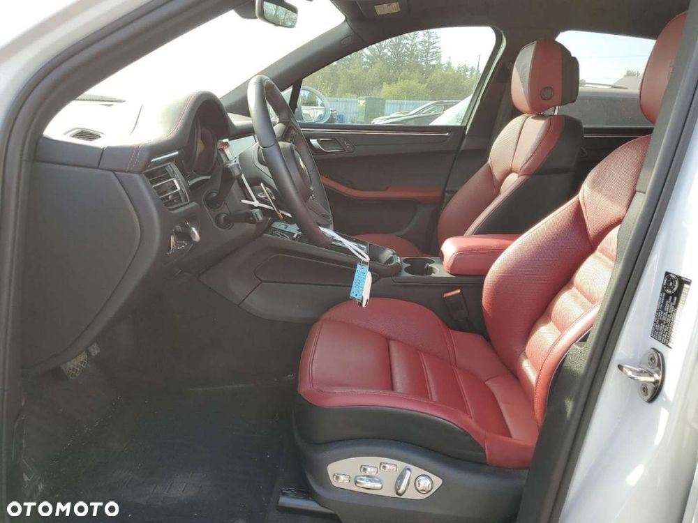Porsche Macan - 6