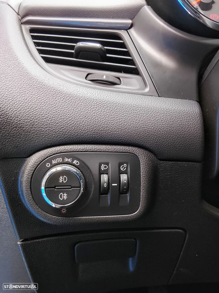 Opel Zafira 1.6 CDTi Cosmo - 14