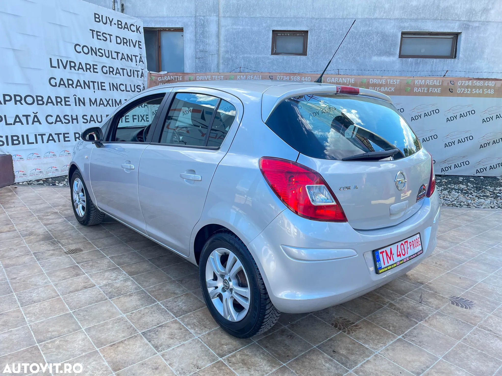 Opel Corsa 1.2 Essentia - 5