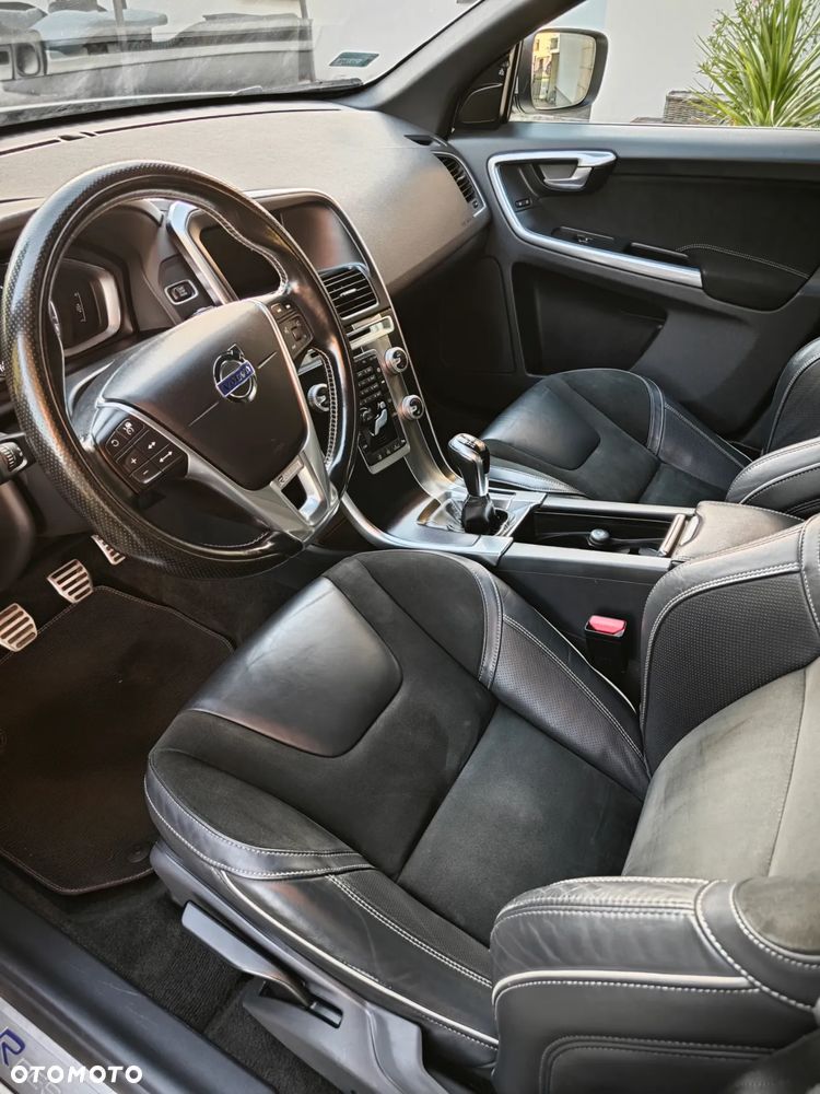 Volvo XC 60 D4 SCR R-Design - 9