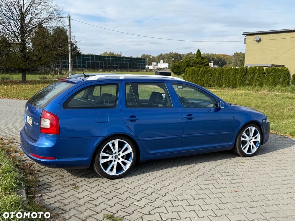 Skoda Octavia 2.0 TDI RS - 30