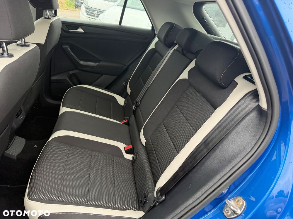 Volkswagen T-Roc 1.5 TSI ACT Premium - 10