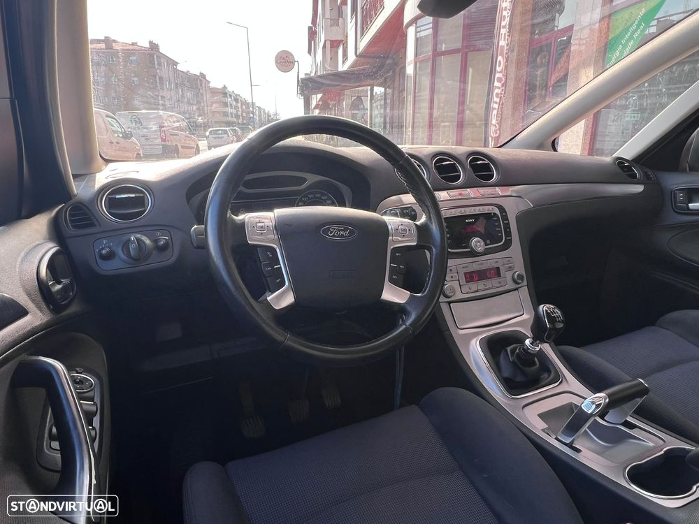 Ford S-Max 1.8 TDCi Titanium 7L - 6