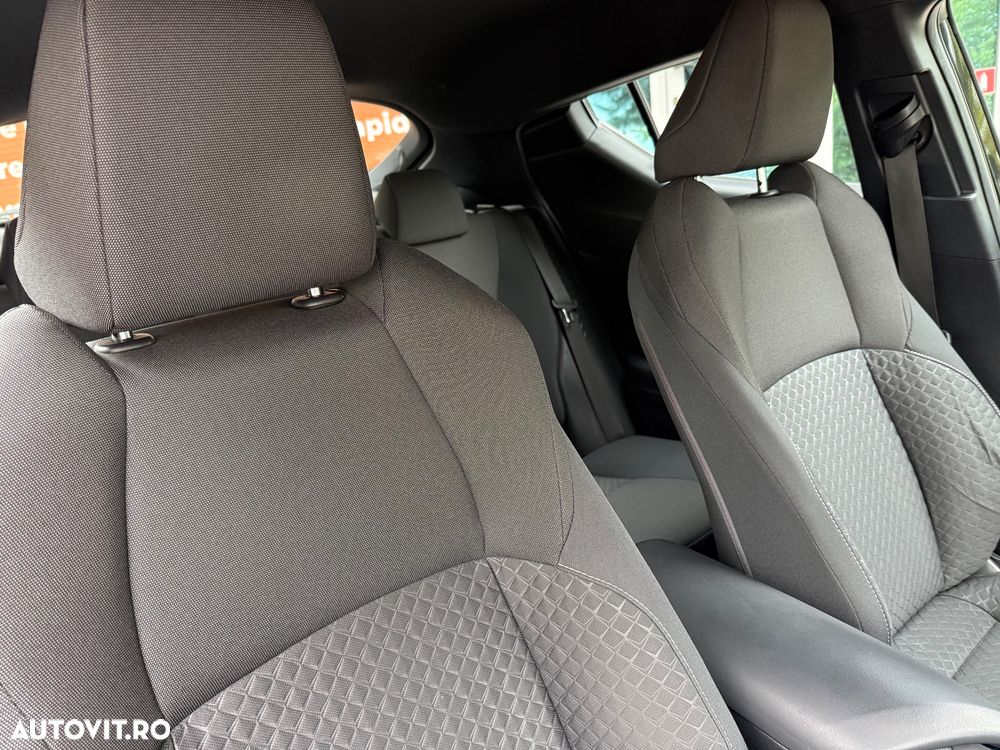 Toyota C-HR Lounge - 18