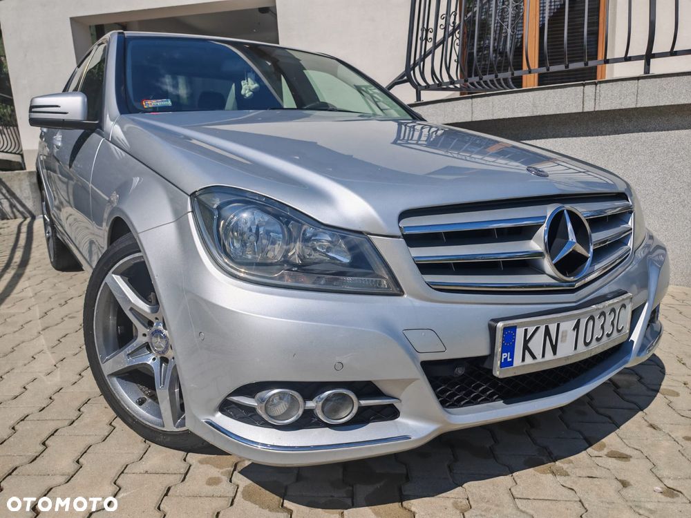 Mercedes-Benz Klasa C 200 CDI BlueEff Classic - 3