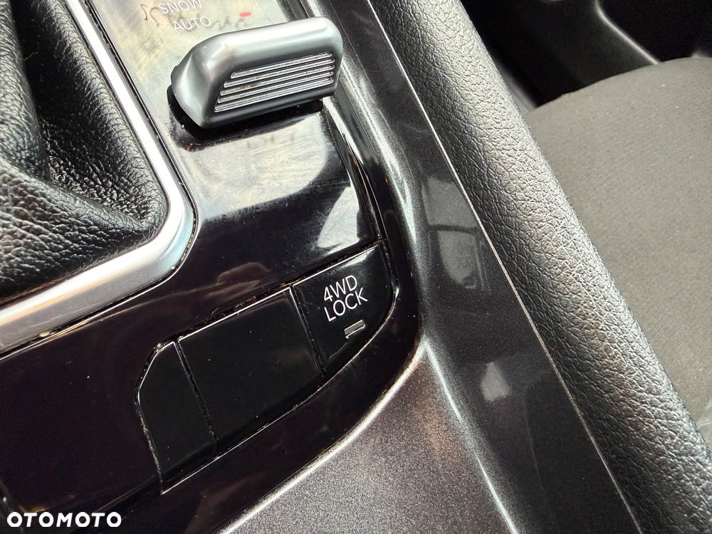 Jeep Compass - 33