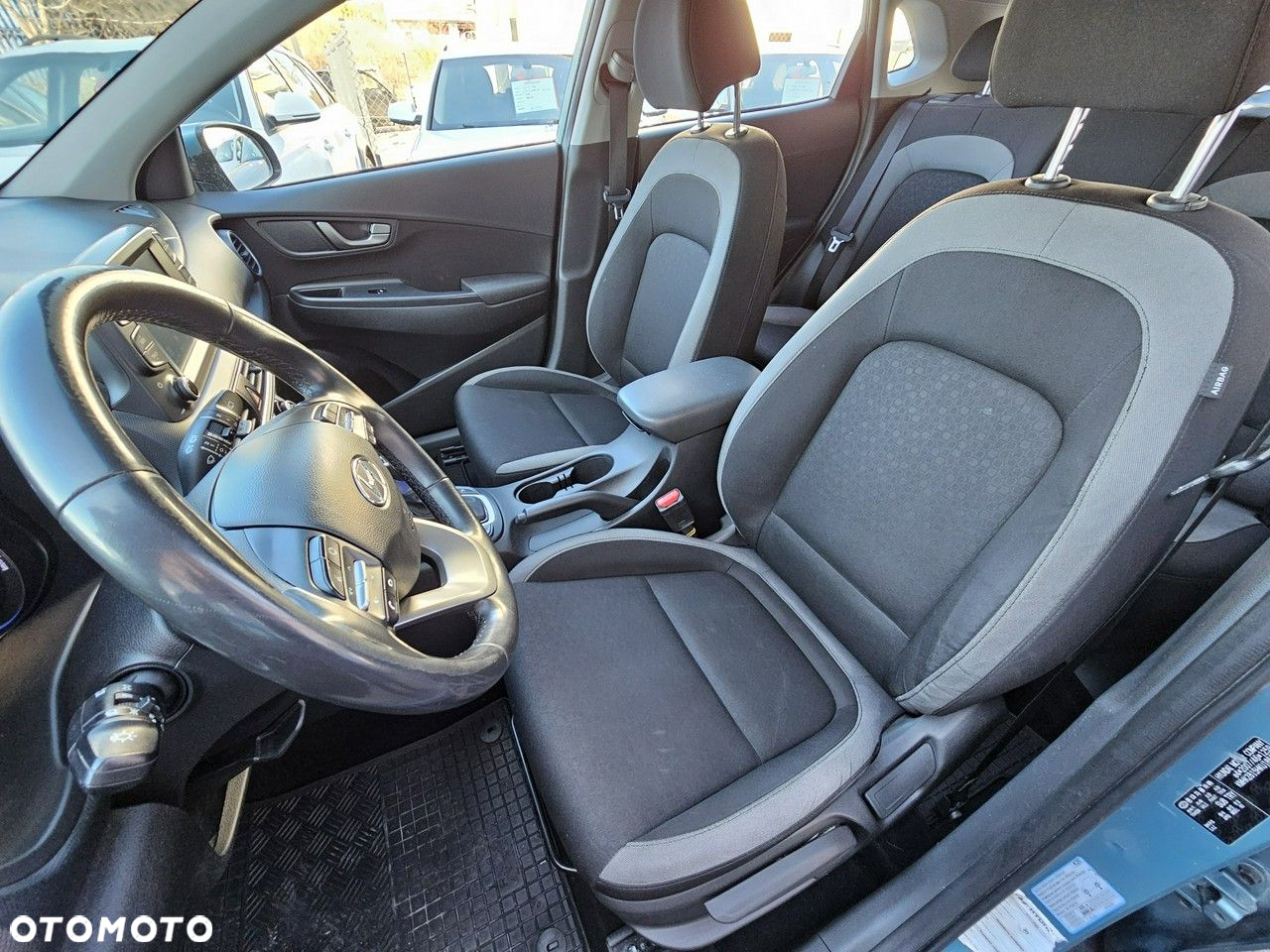 Hyundai Kona - 10