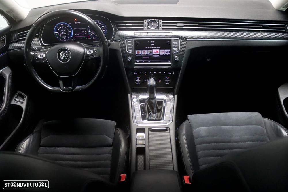 VW Passat 1.4 TSI GTE Plug-in - 11