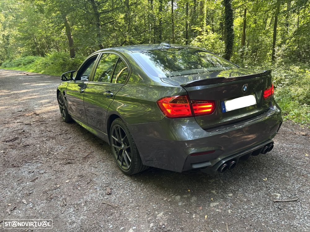 BMW 328 i Auto - 16