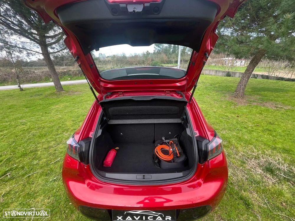 Peugeot e-208 Allure - 35