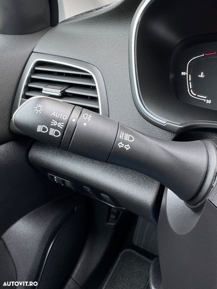 Renault Megane TCe 130 Expression - 18