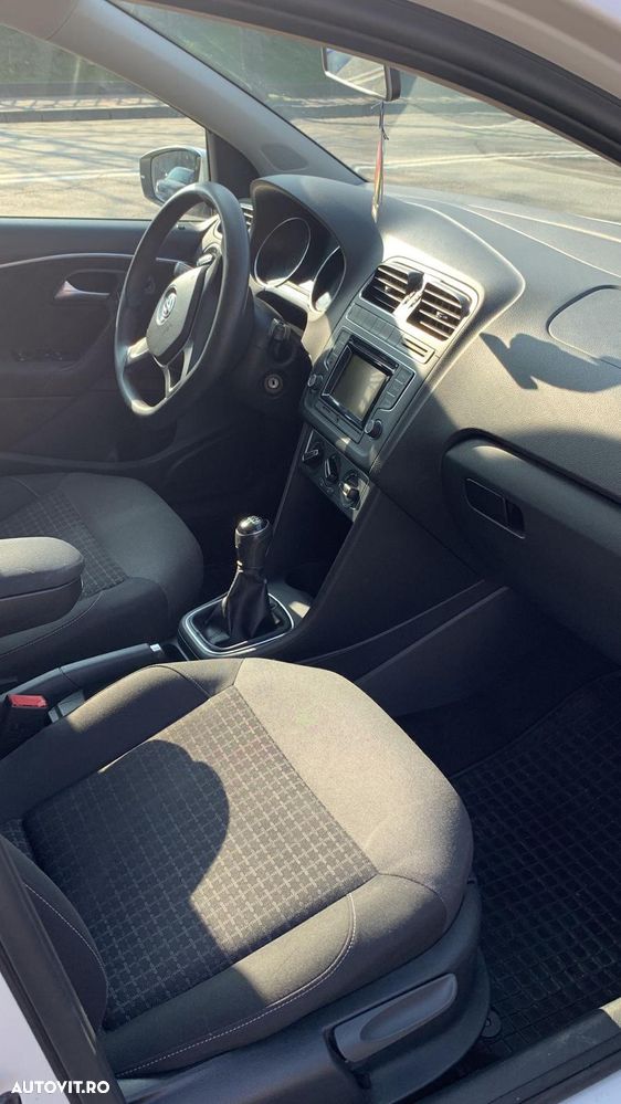 Volkswagen Polo - 7