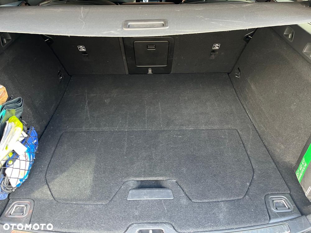 Volvo V60 B4 D Plus Dark - 11