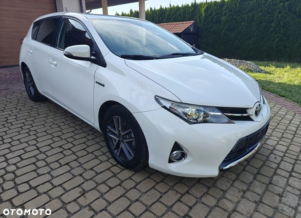 Toyota Auris - 2