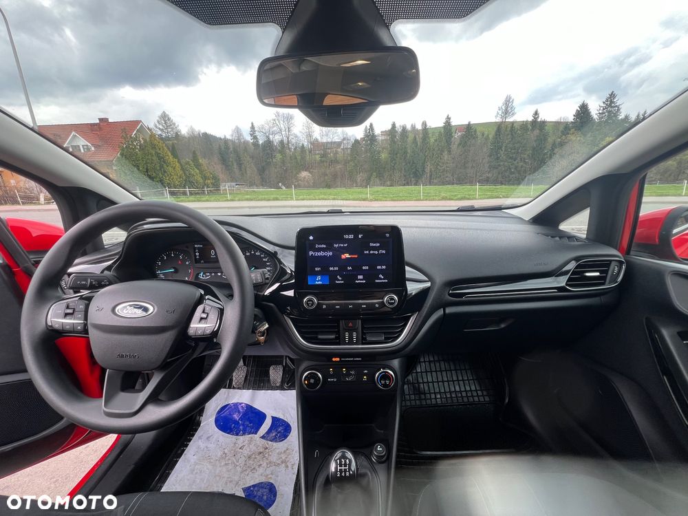 Ford Fiesta 1.1 S&S TITANIUM - 12