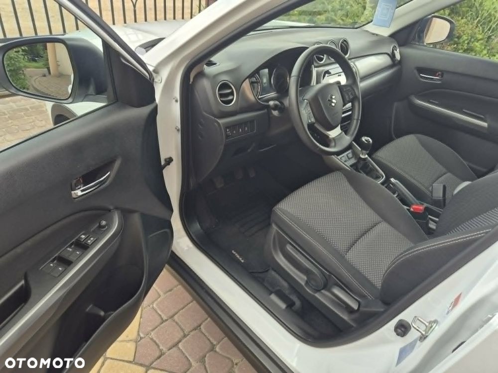 Suzuki Vitara - 8