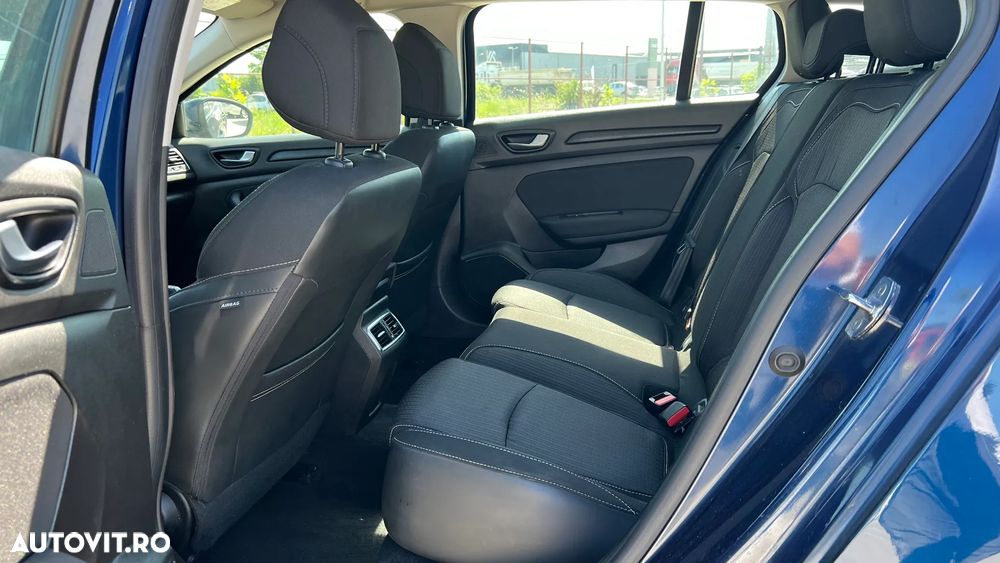 Renault Megane BLUE dCi 115 EDC BUSINESS EDITION - 6