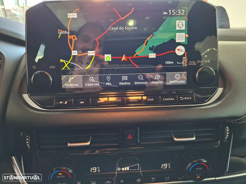 Nissan Qashqai 1.3 DIG-T N-Connecta DCT - 23