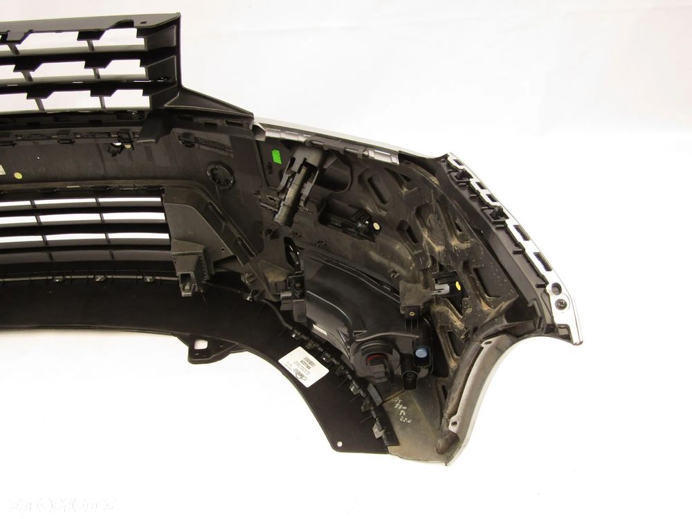 Zderzak przedni VW Caddy LIfe 15 - 20 Sprysk. / Pdc-6 Lakier LA7W - 19