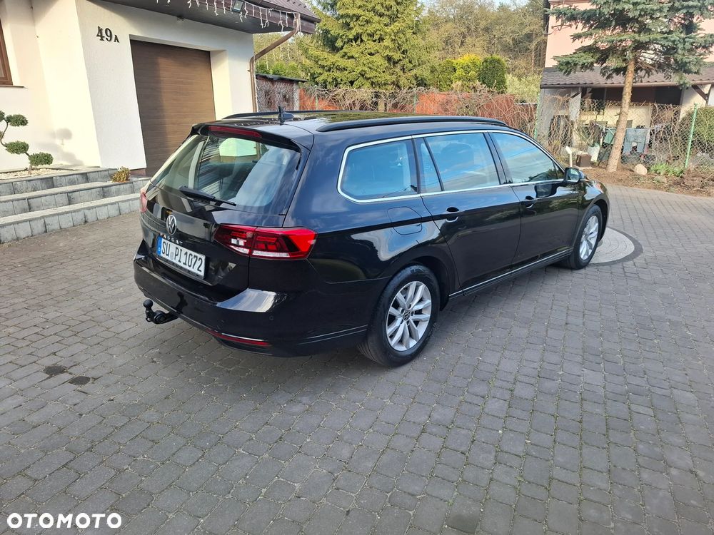 Volkswagen Passat 2.0 TDI SCR Elegance - 5
