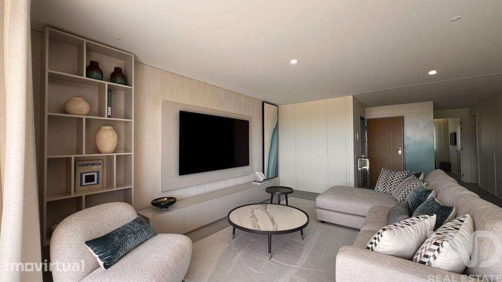 Apartamento T2 em Quarteira de 292,00 m2 - Grande imagem: 3/26