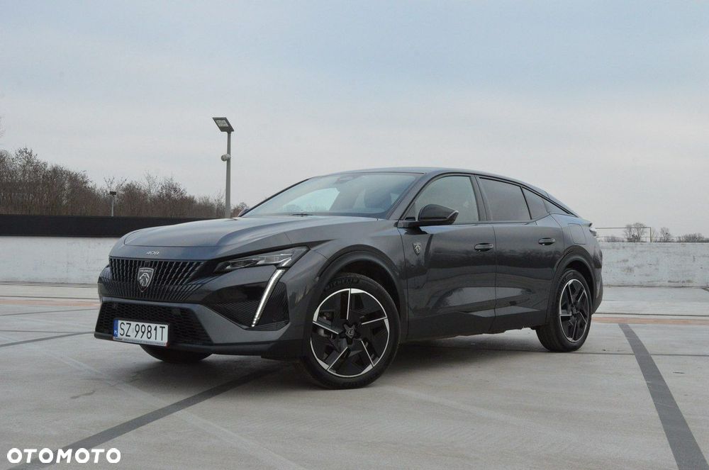Peugeot 408 1.6 Plug-In Hybrid 225 GT EAT8 - 11