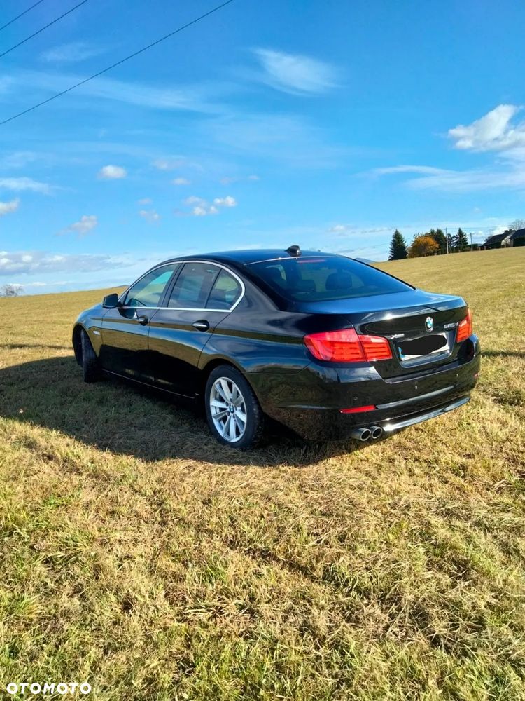 BMW Seria 5 525d xDrive - 3