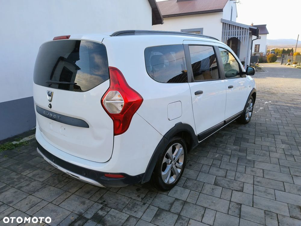Dacia Lodgy dCi 110 Stepway - 4