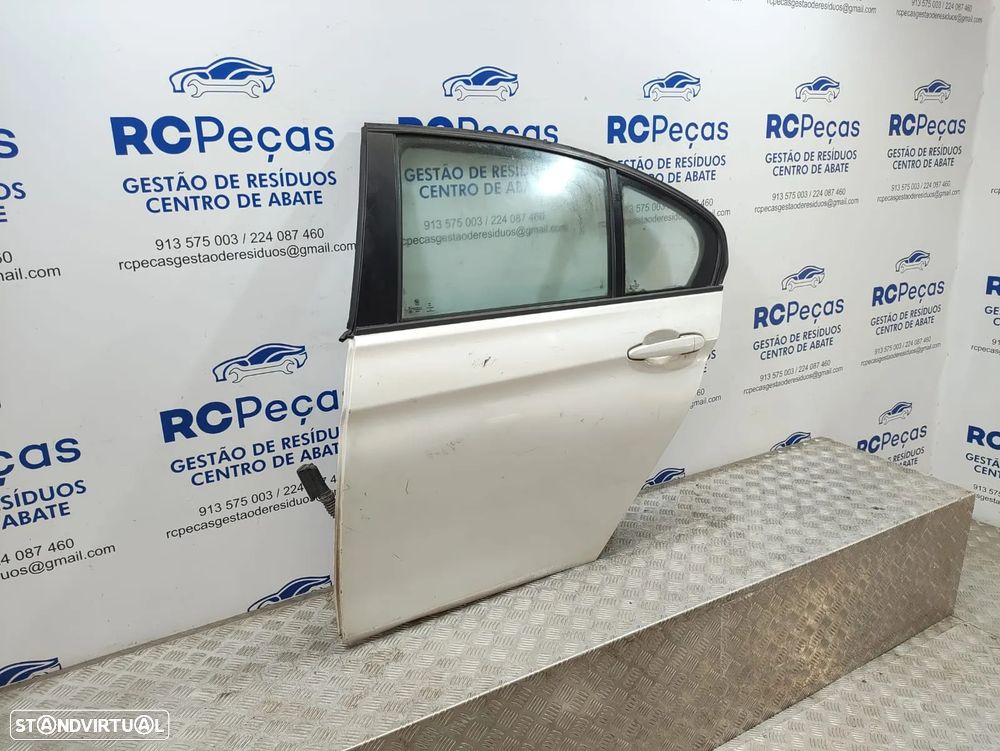 Porta Tras Traseira Esquerda BMW Serie 3 F30 Sedan Carro 2011 a 2018 - 3