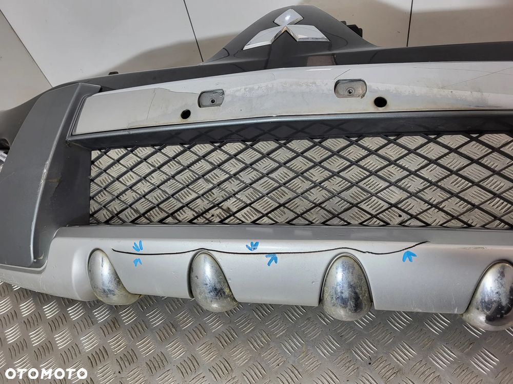 Mitsubishi L200 IV Zderzak Przód Przedni - 9