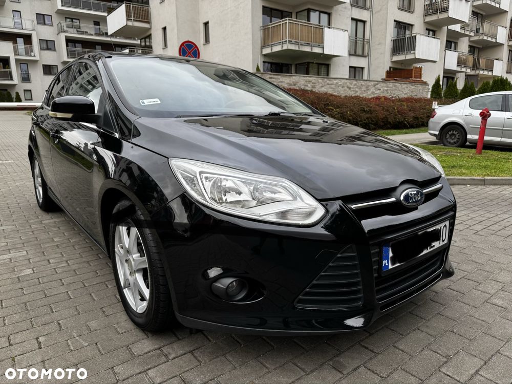 Ford Focus 2011 photo 2