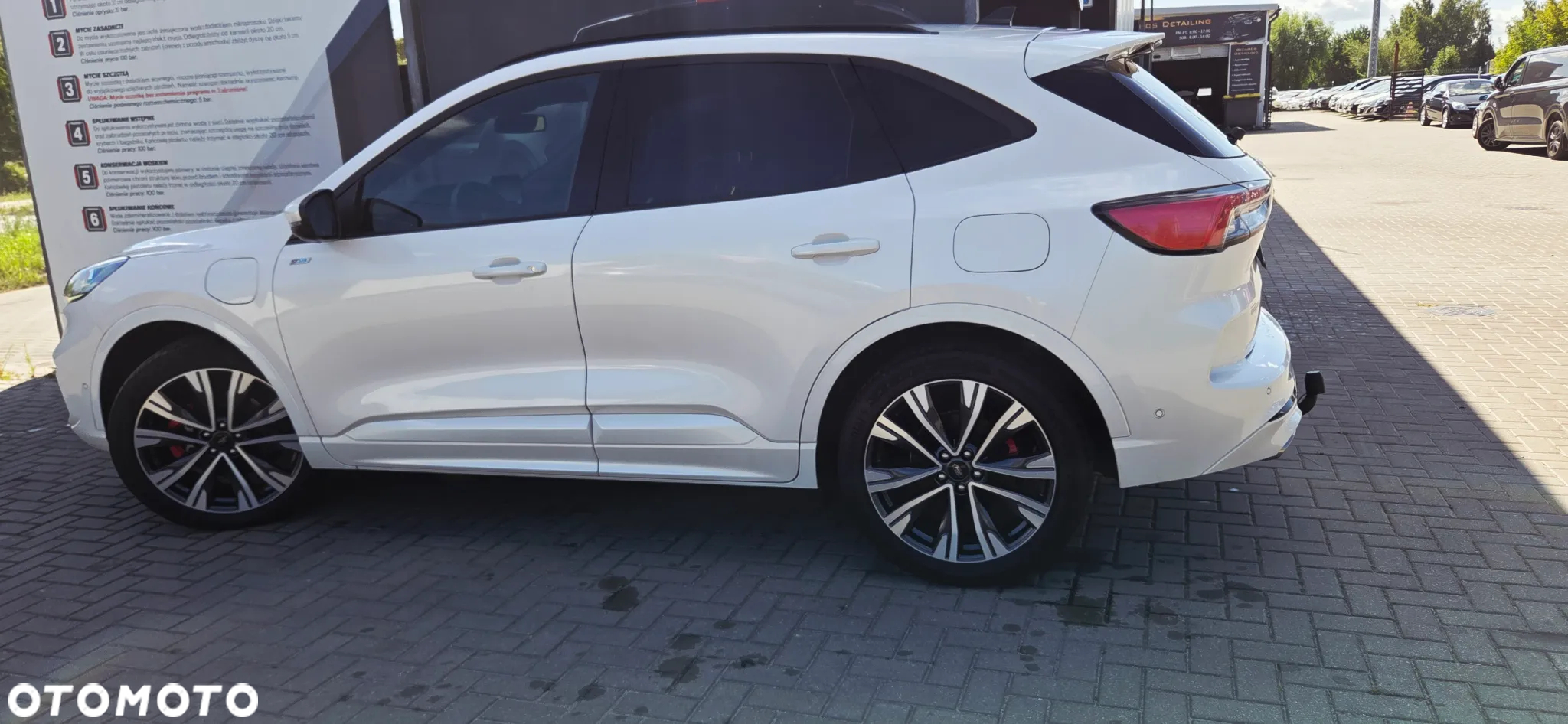 Ford Kuga - 14