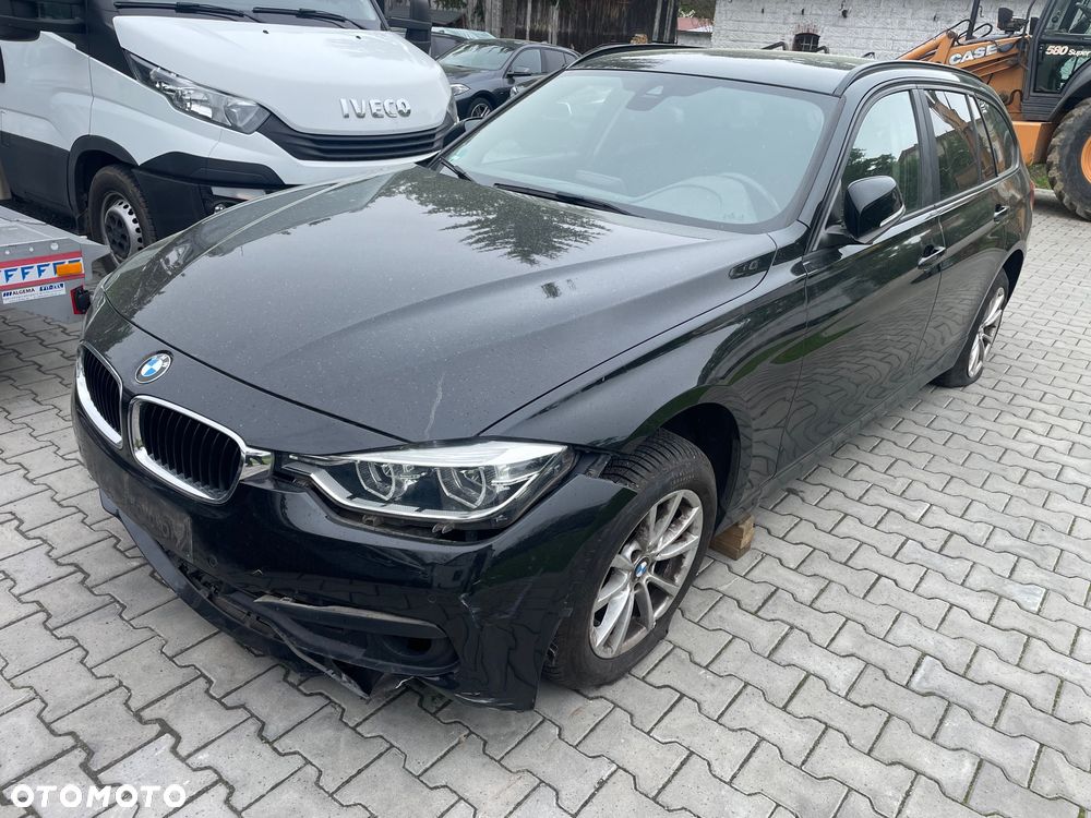 BMW Seria 3 318d Sport Line - 4