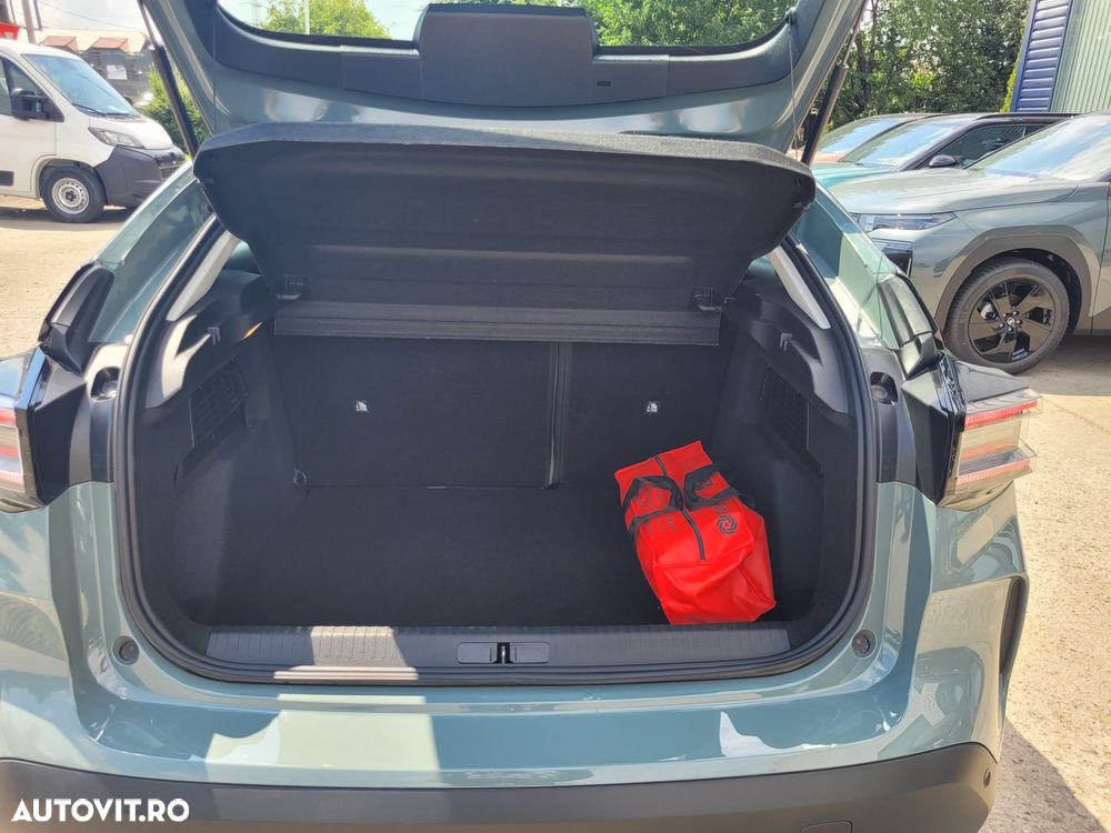 Citroën C4 1.2 eDCT6 MHEV PLUS - 4