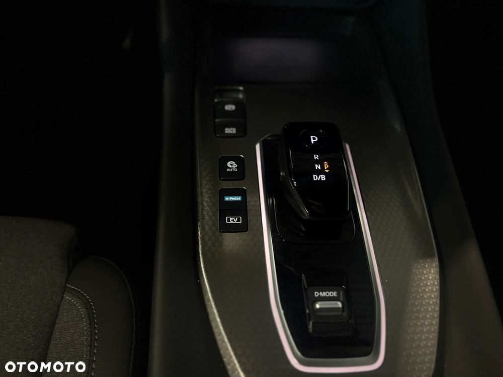 Nissan Qashqai 1.5 e-POWER N-Connecta - 18