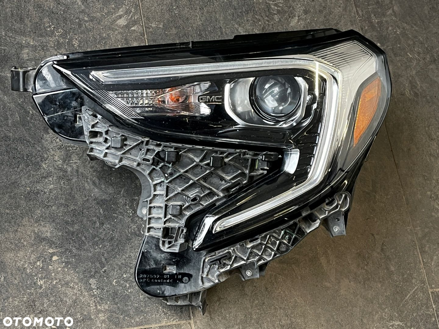 Lampa lewa przednia GMC TERRAIN LED XENON kompletna - 2