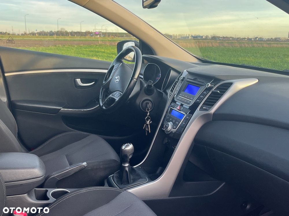 Hyundai i30 1.4 Comfort - 8