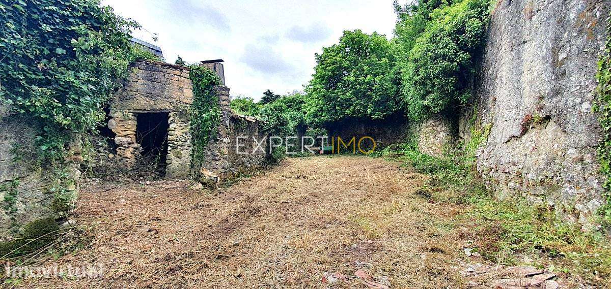 Moradia para Reabilitação Inserida em Terreno 700 m2 no Centro da... - Grande imagem: 5/22