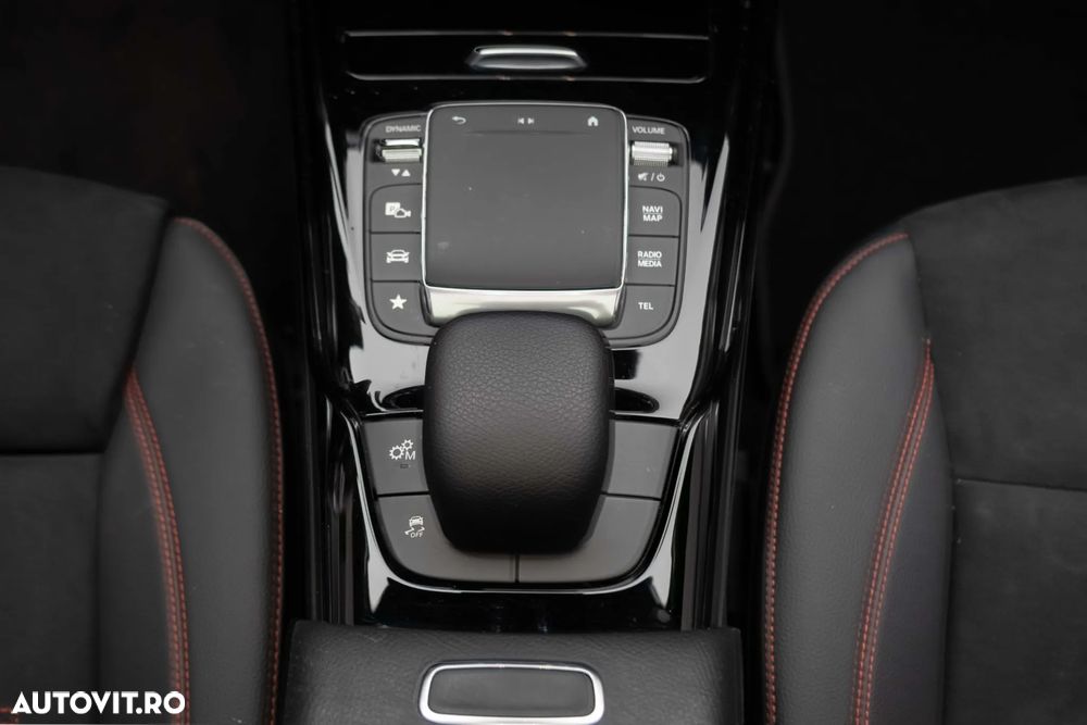Mercedes-Benz CLA 35 AMG 4MATIC AMG Speedshift 7G-DCT - 17