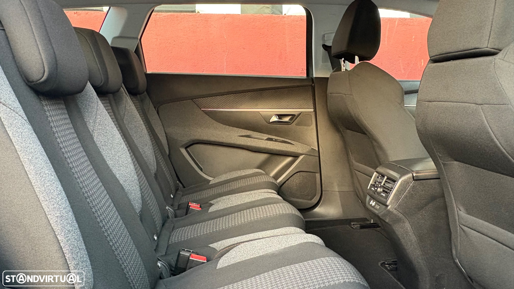 Peugeot 5008 1.5 BlueHDi Allure - 10