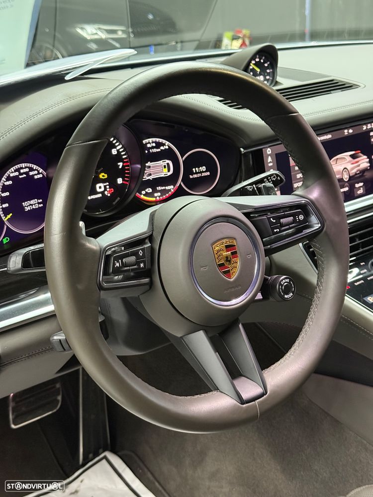 Porsche Panamera Sport Turismo 4S E-Hybrid - 32