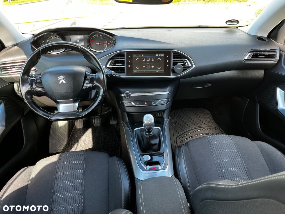 Peugeot 308 BlueHDi 130 Stop & Start Allure - 23